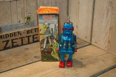 KO Yoshiya - Sparky Robot