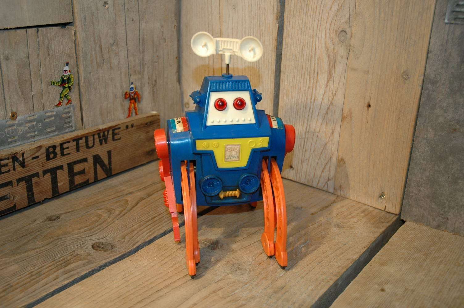 Amico - Walking Space Robot