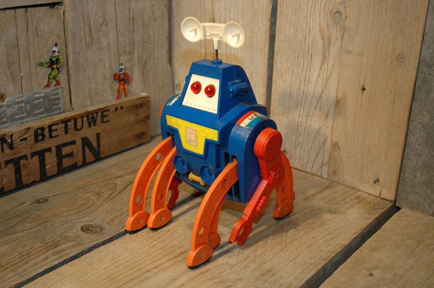 Amico - Walking Space Robot