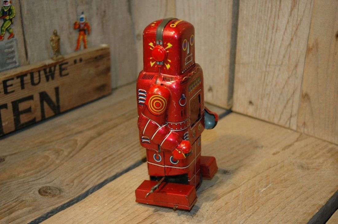 Yoneya SY - Mechanical Robot with Spark
