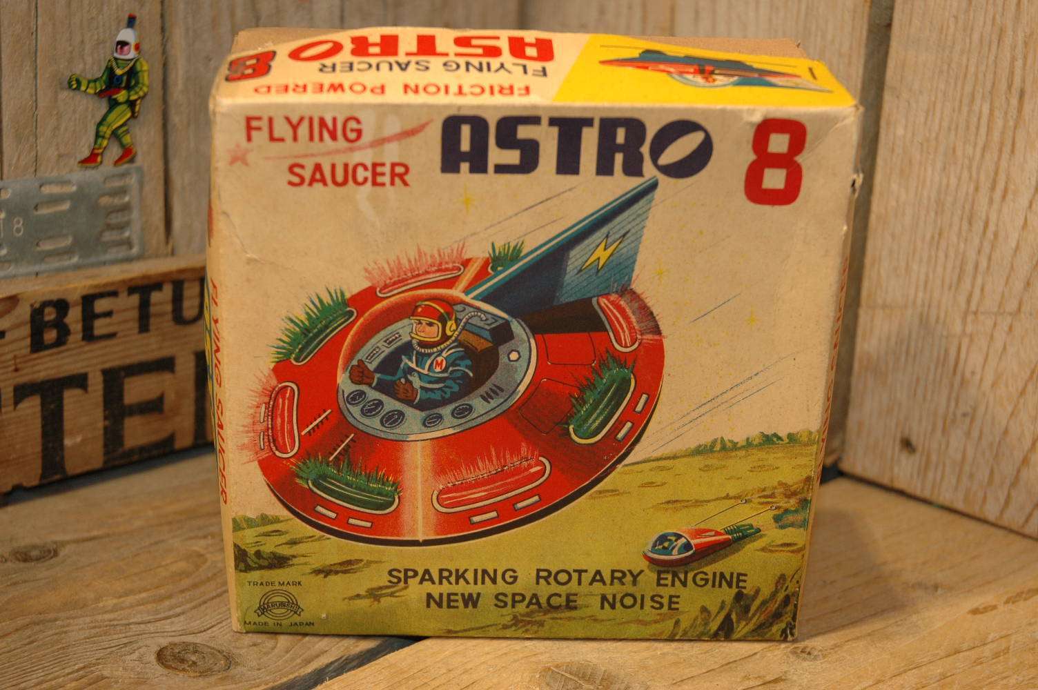 Marubishi - Astro 8 Flying Saucer