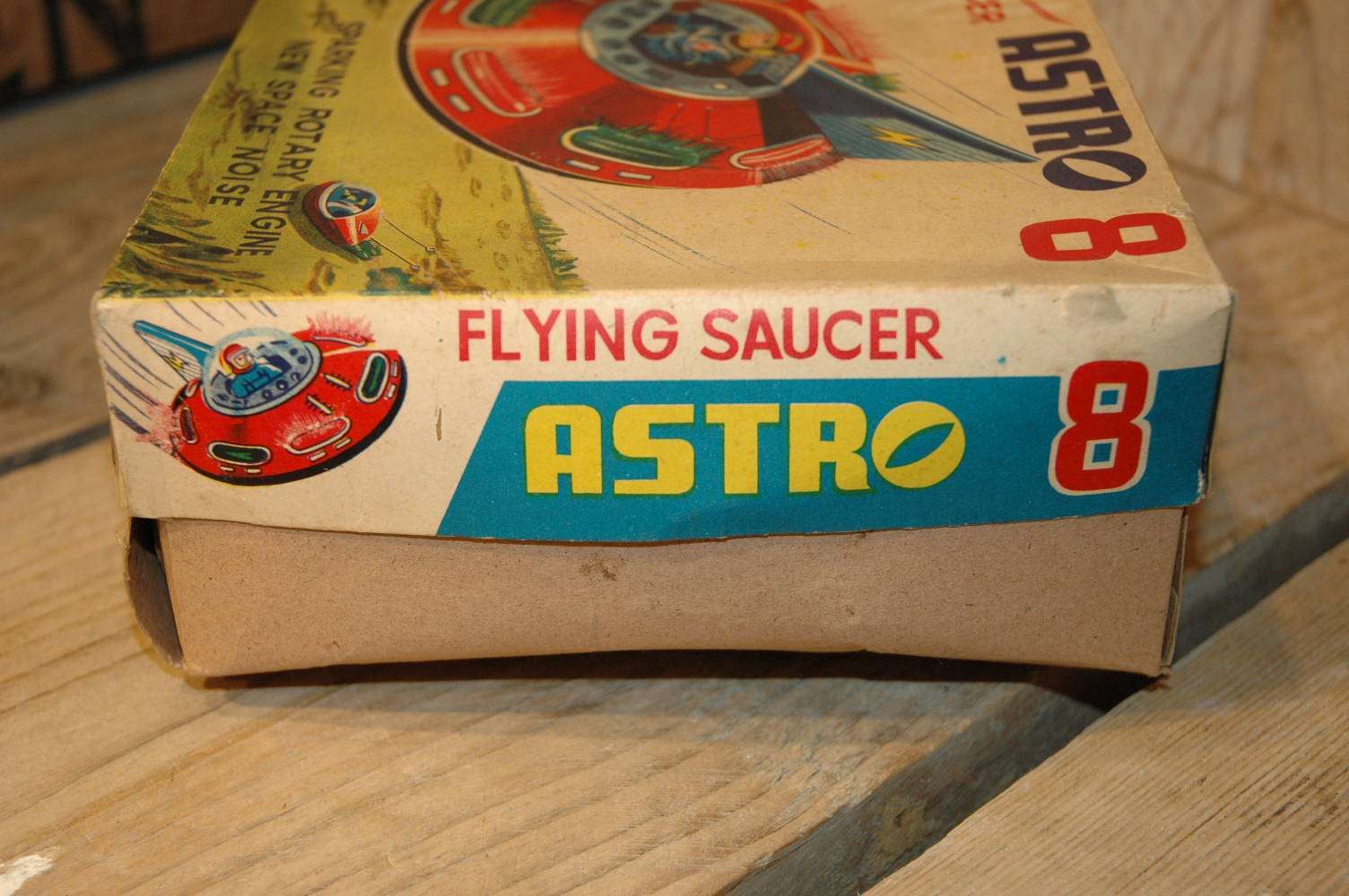 Marubishi - Astro 8 Flying Saucer