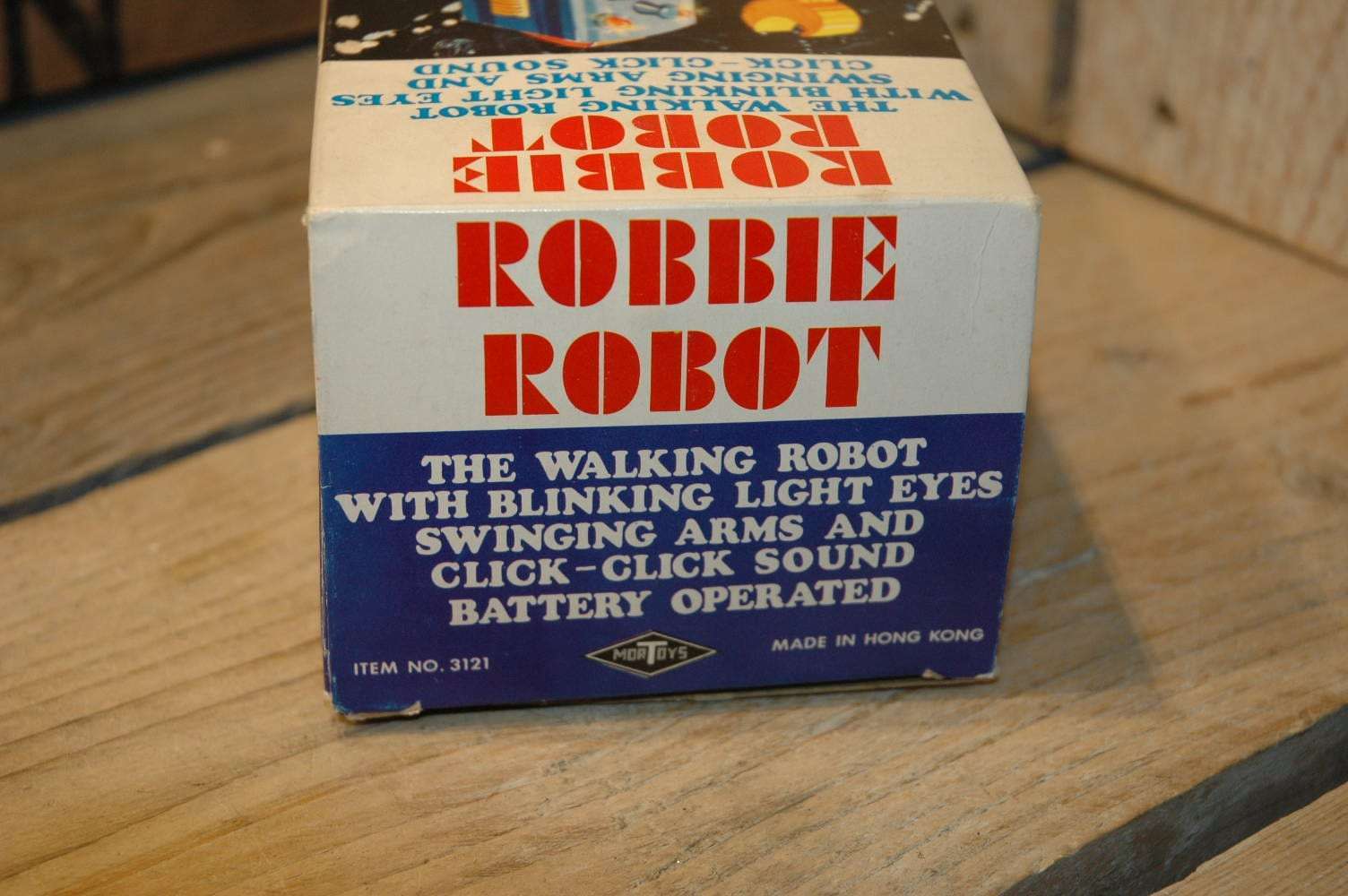 MorToys Hongkong - Robbie Robot