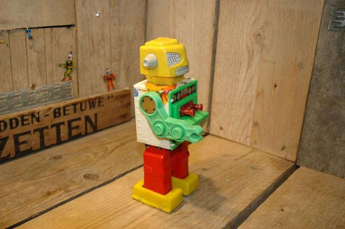 Shen Chen Toy Factory - King Kong of Mars aka Flower Robot