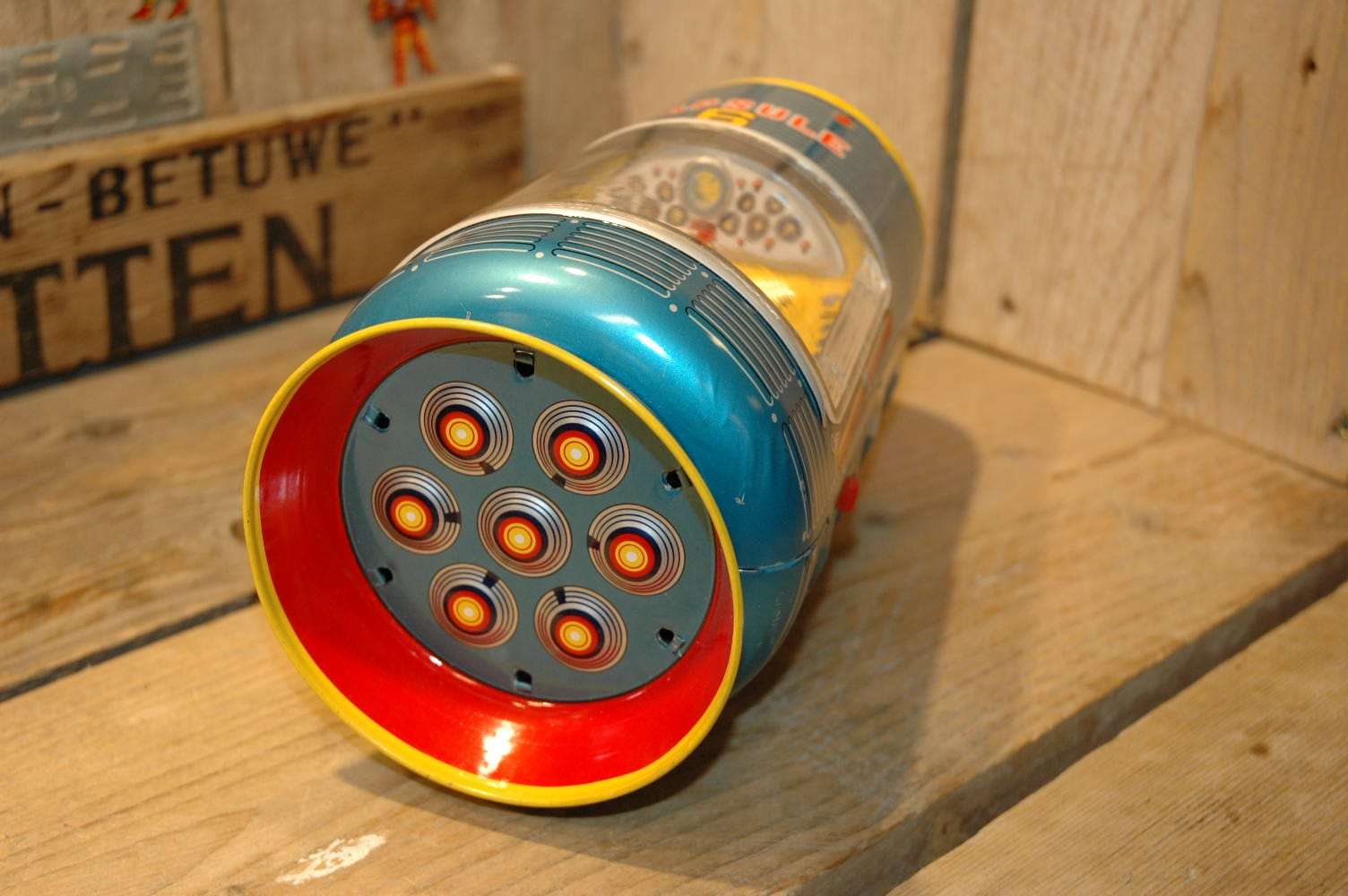 Modern Toys - Space Capsule 6 - Vintage Spacetoys