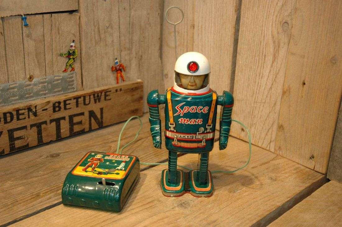Modern Toys - Space Man