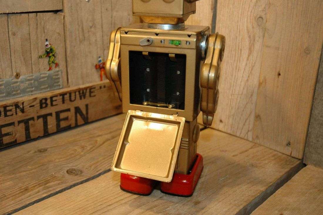 Horikawa - Attacking Martian Gold Version