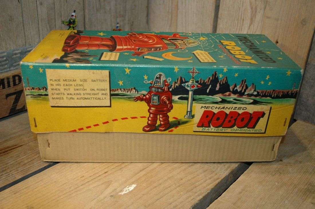 Nomura - Mechanized Robby Robot