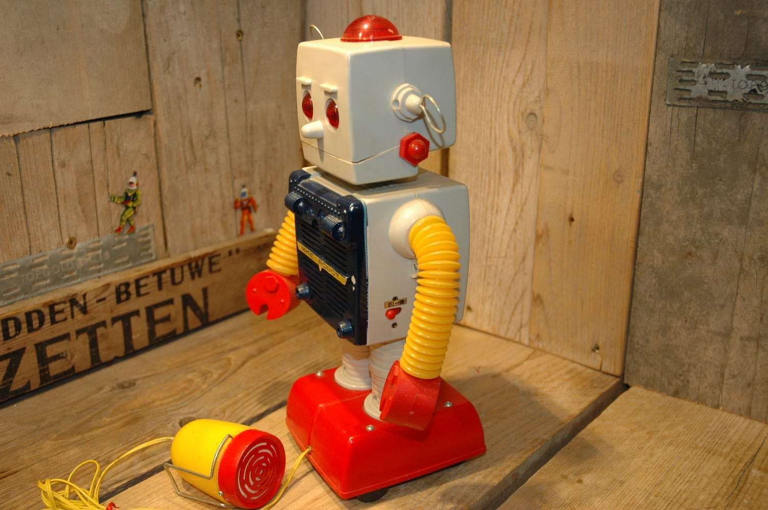 tomy - mike robot