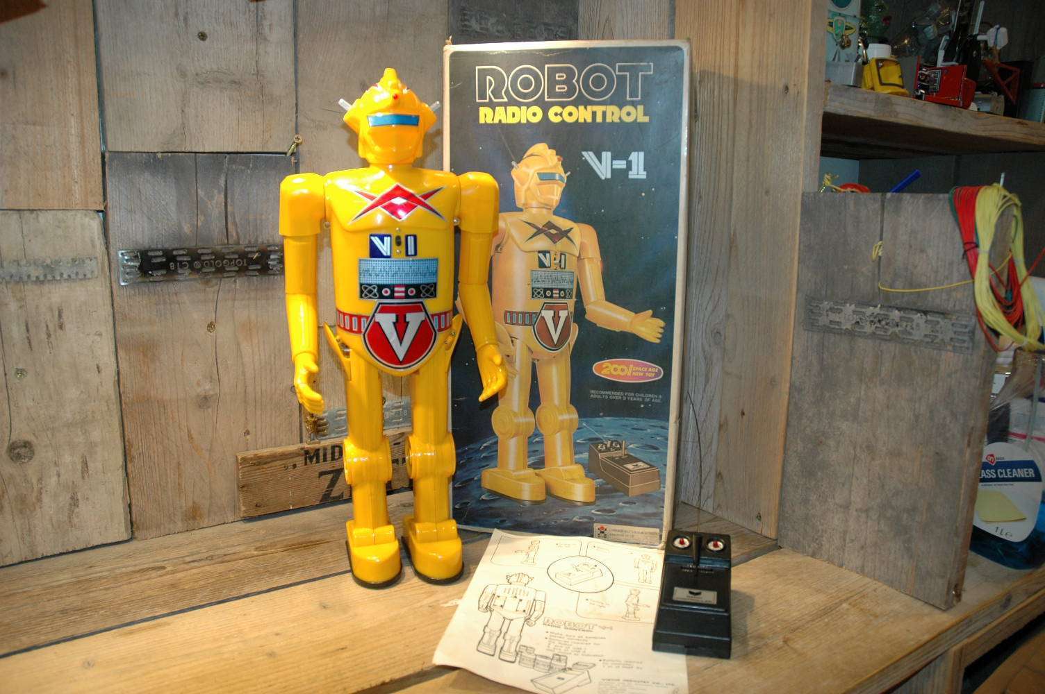 Virtue Industrie Co. Ltd - Robot V1 Radio Control