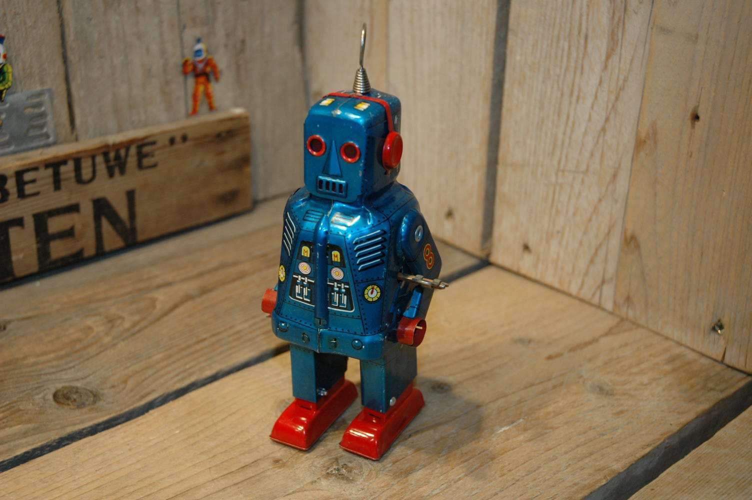KO Yoshiya - Sparky Robot
