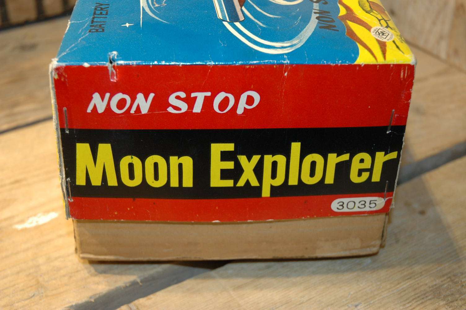 Modern Toys - Non Stop Moon Explorer