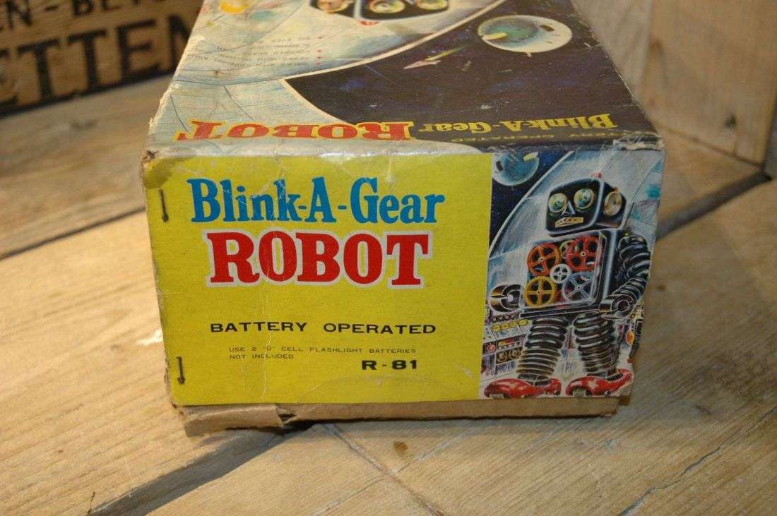 Taiyo - Blink a Gear Robot