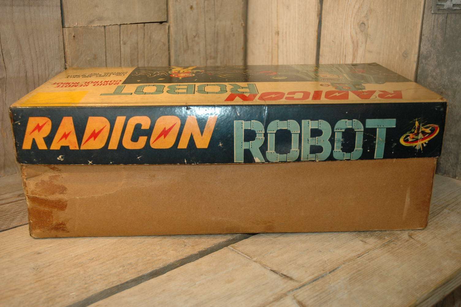 Modern Toys - Radicon Robot