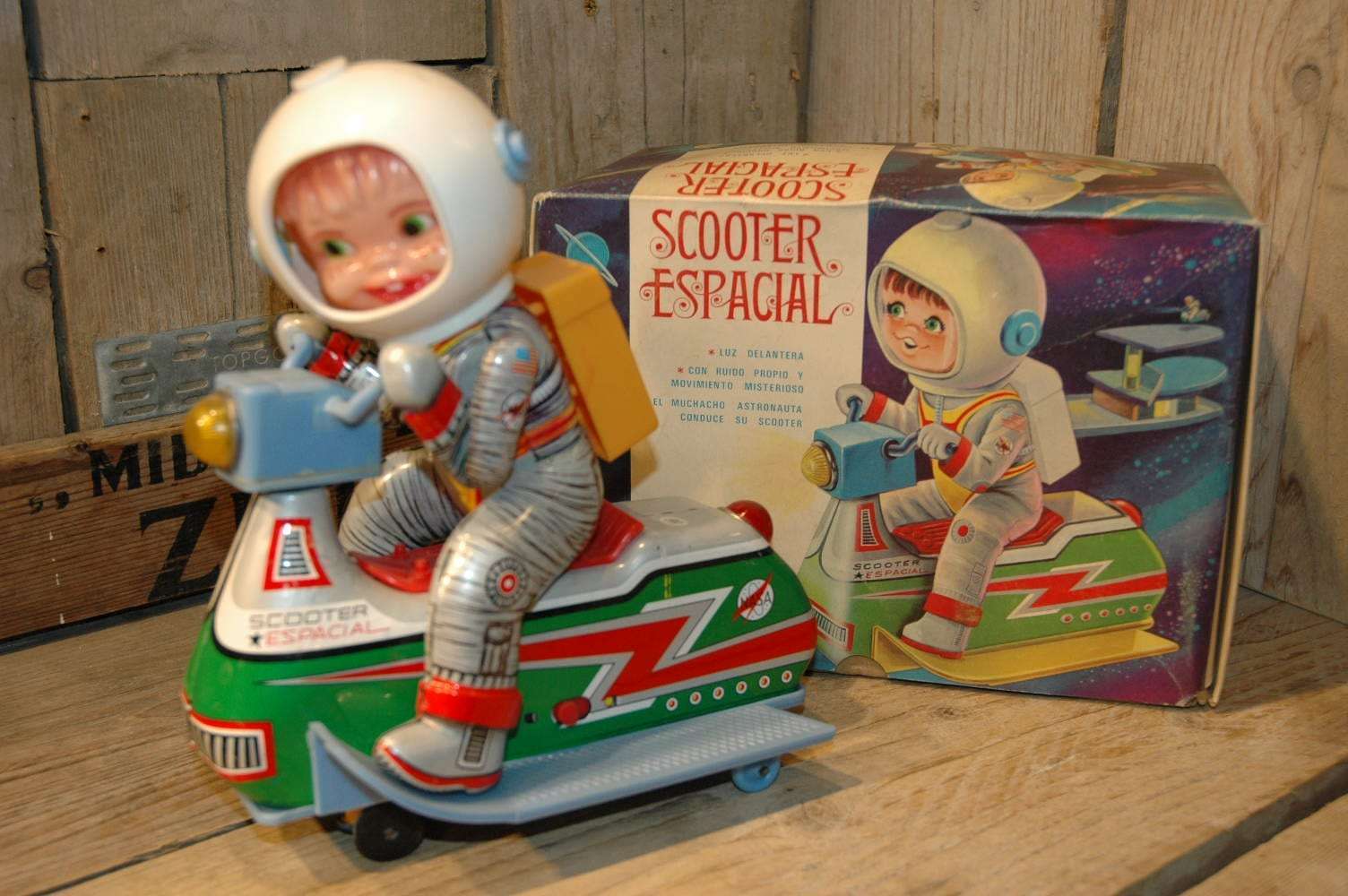 EGE - Scooter Espacial