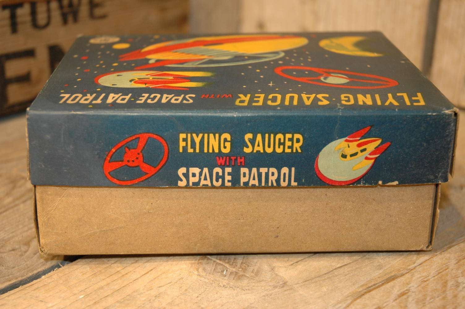 Modern Toys - Flying Saucer with Space Patrol