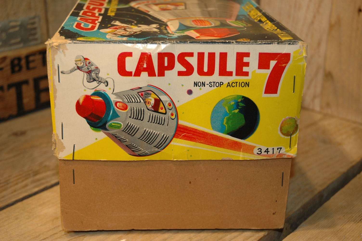 Modern Toys - Capsule 7