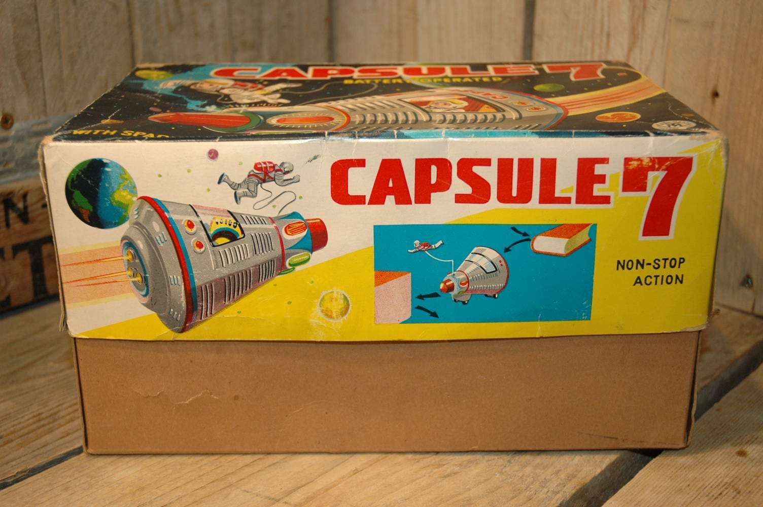 Modern Toys - Capsule 7