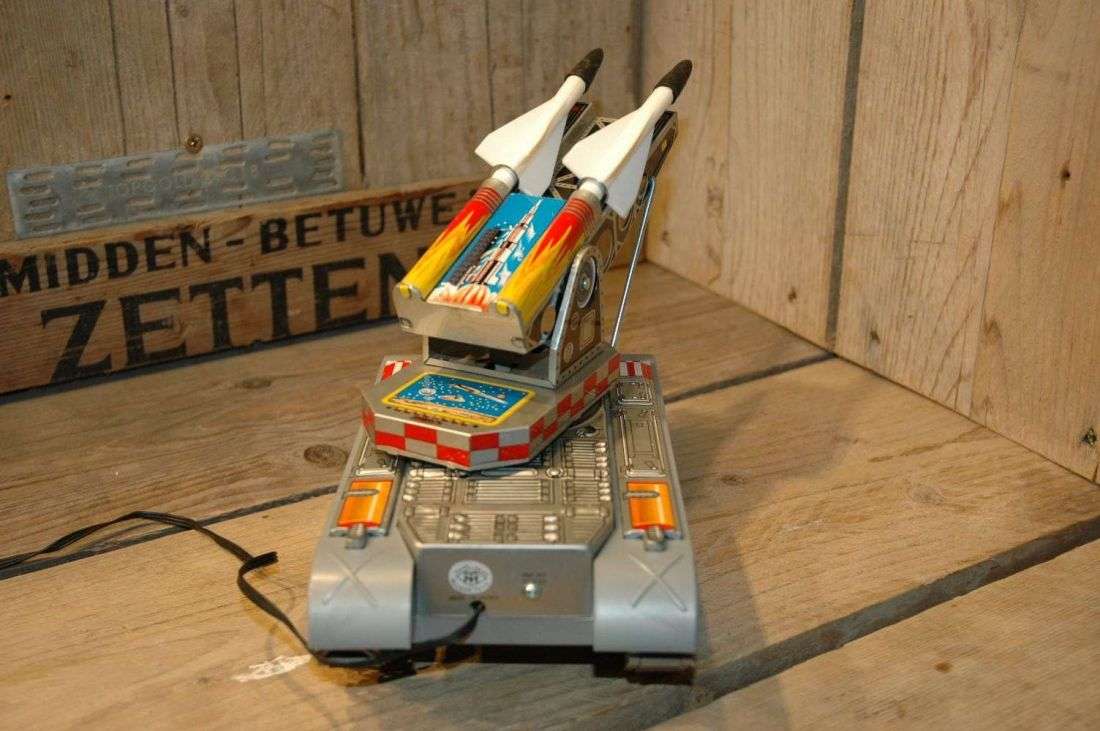 Modern Toys - Space Guard MS-61