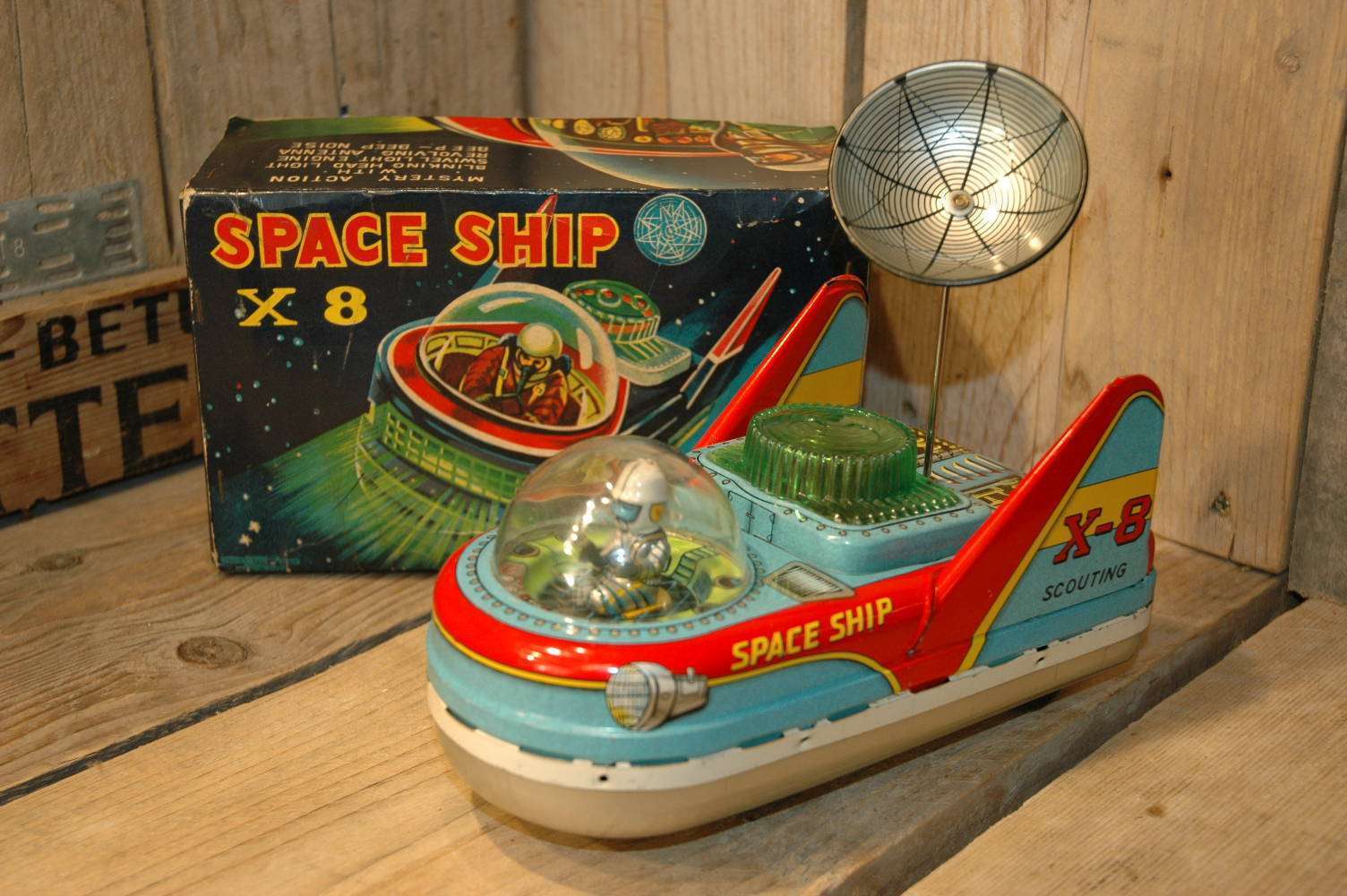 Tada - Space Ship X-8