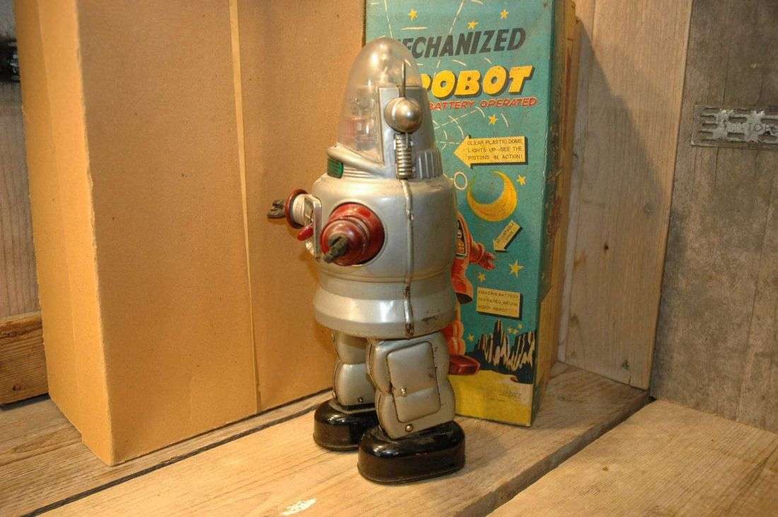 Nomura - Mechanized Robby Robot C-Cell Grey