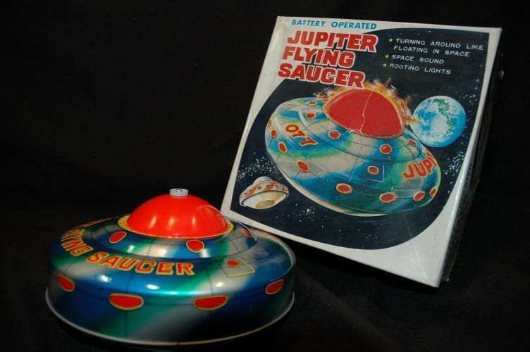 Yoshiya - Jupiter Flying Saucer