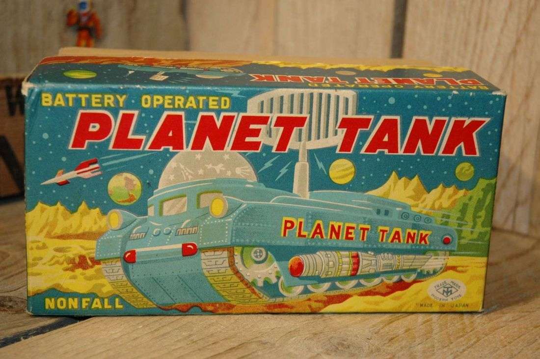 Modern Toys - Planet Tank
