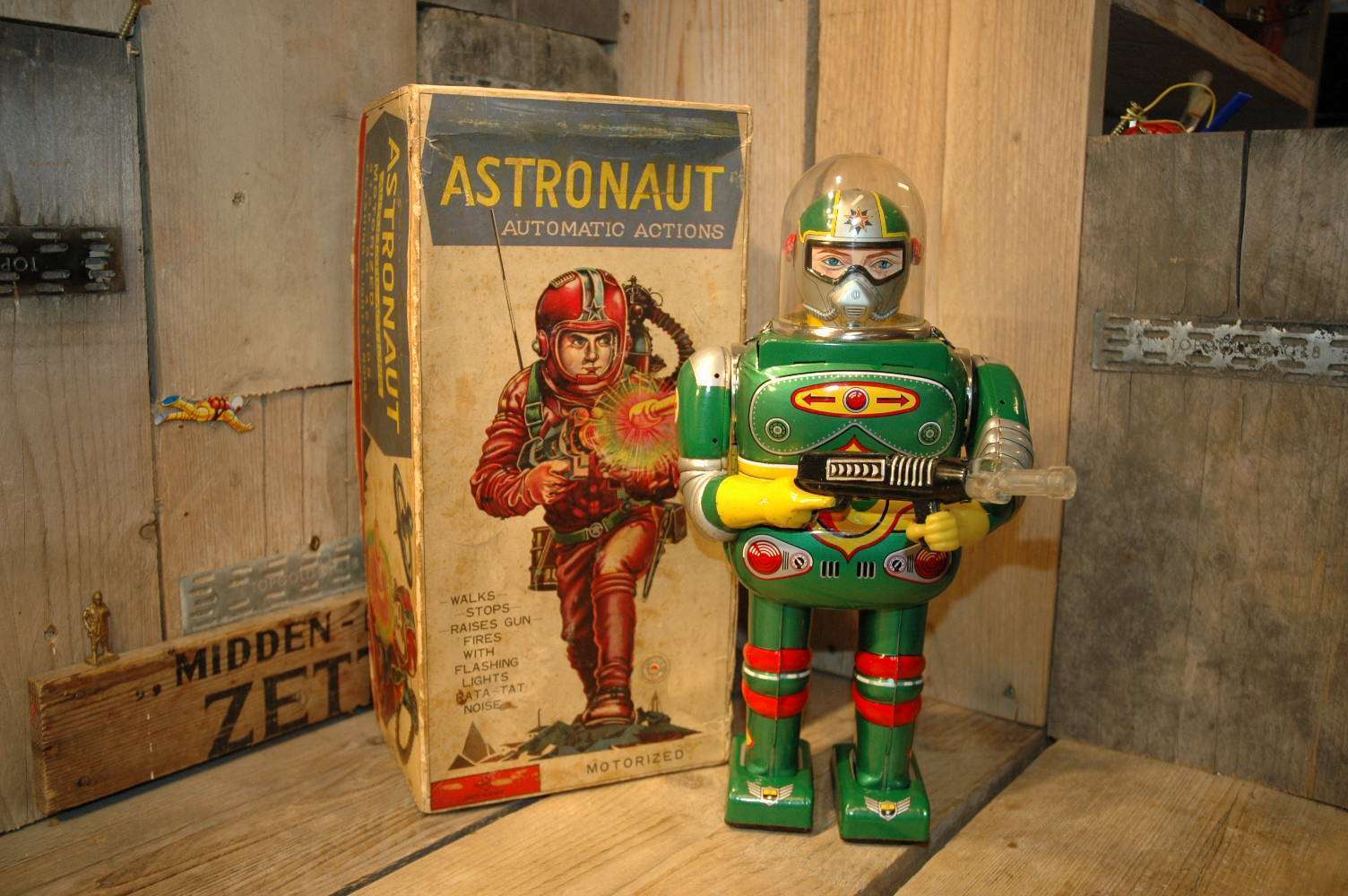 VST / Daiya / SH - Cragstan Astronaut Green Variation Astronaut Head