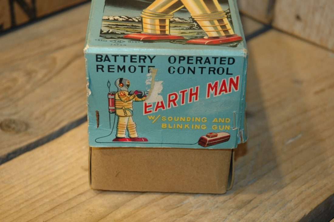 Nomura - Earth Man