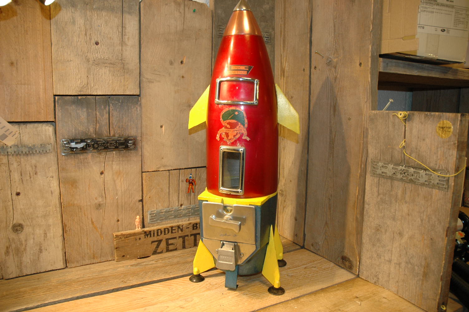 Italy - Rocket Gumbal Machine