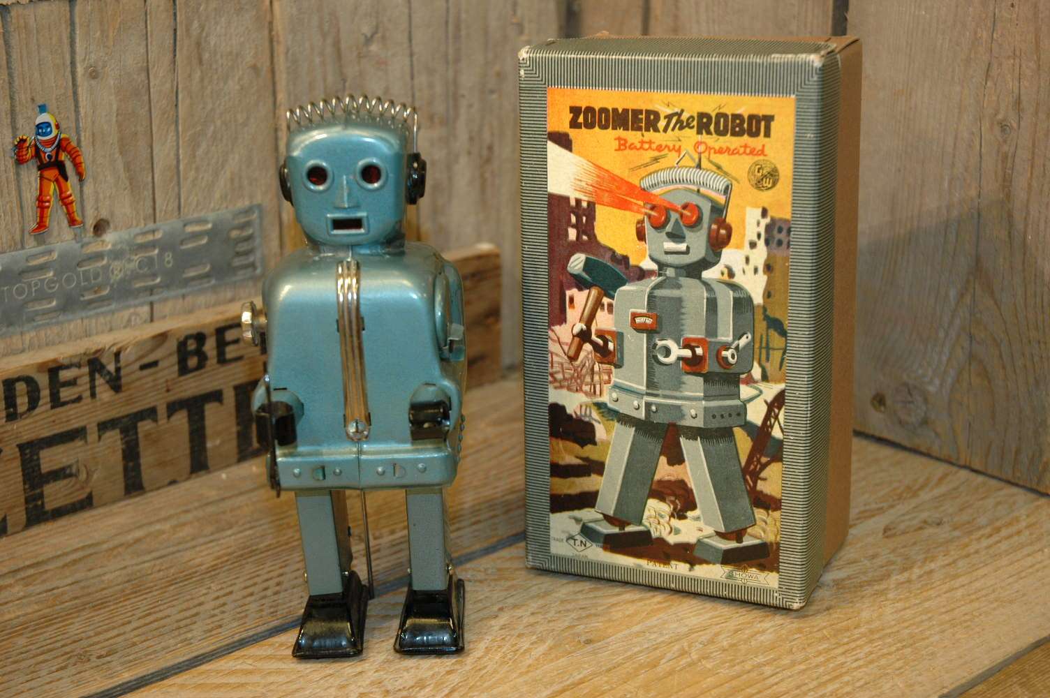 Nomura - Zoomer the Robot