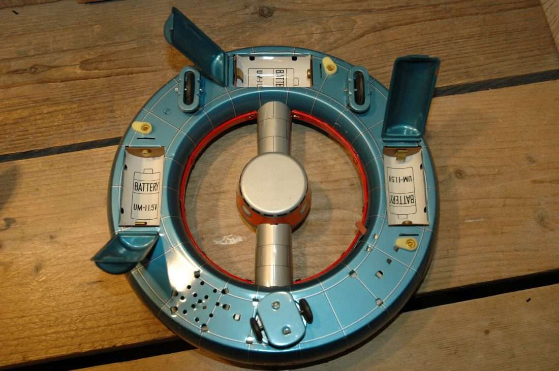 Horikawa - Space Station Blue Variation