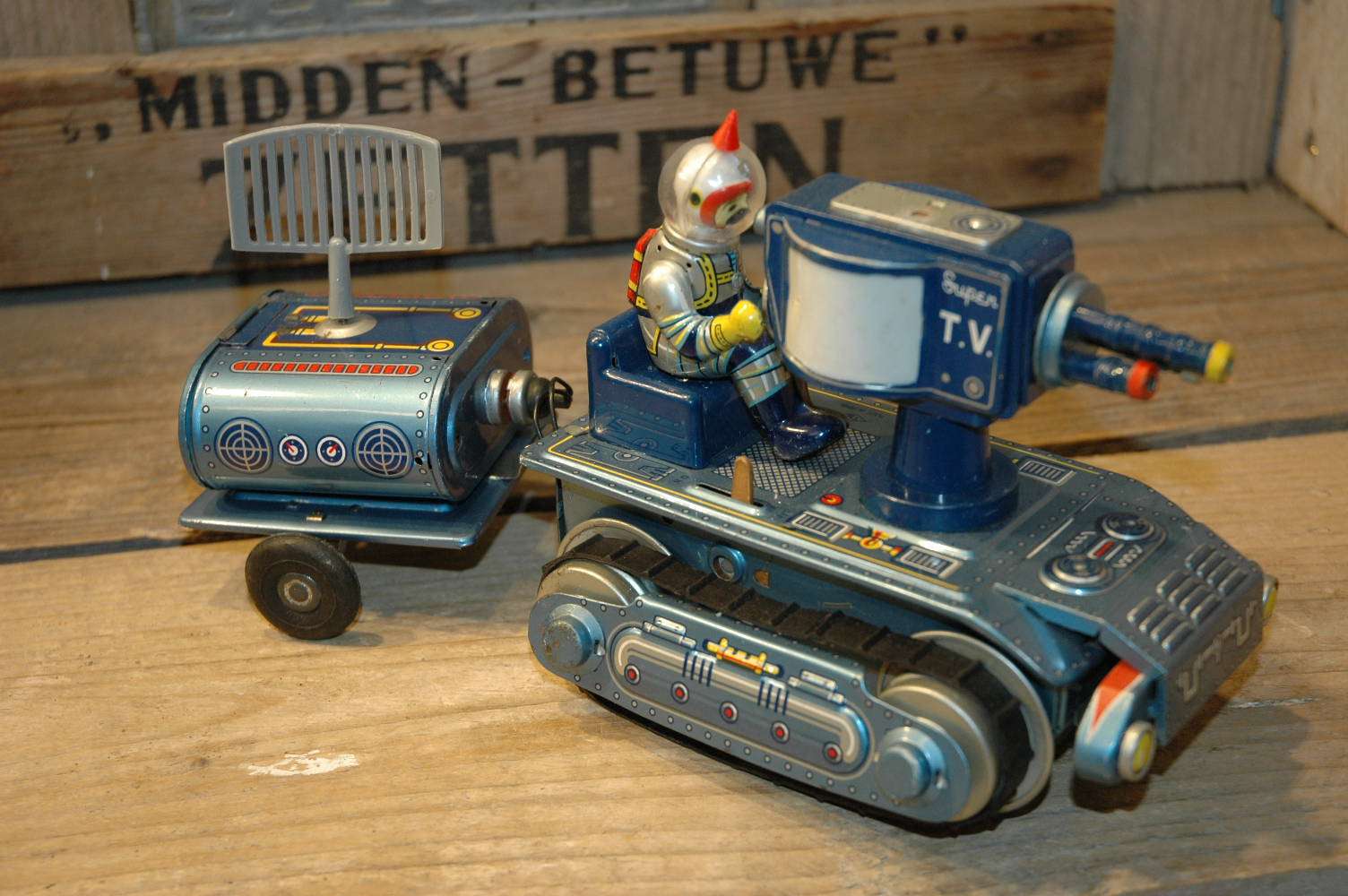 Nomura - Mobile Space TV Unit with Trailer - Vintage Spacetoys