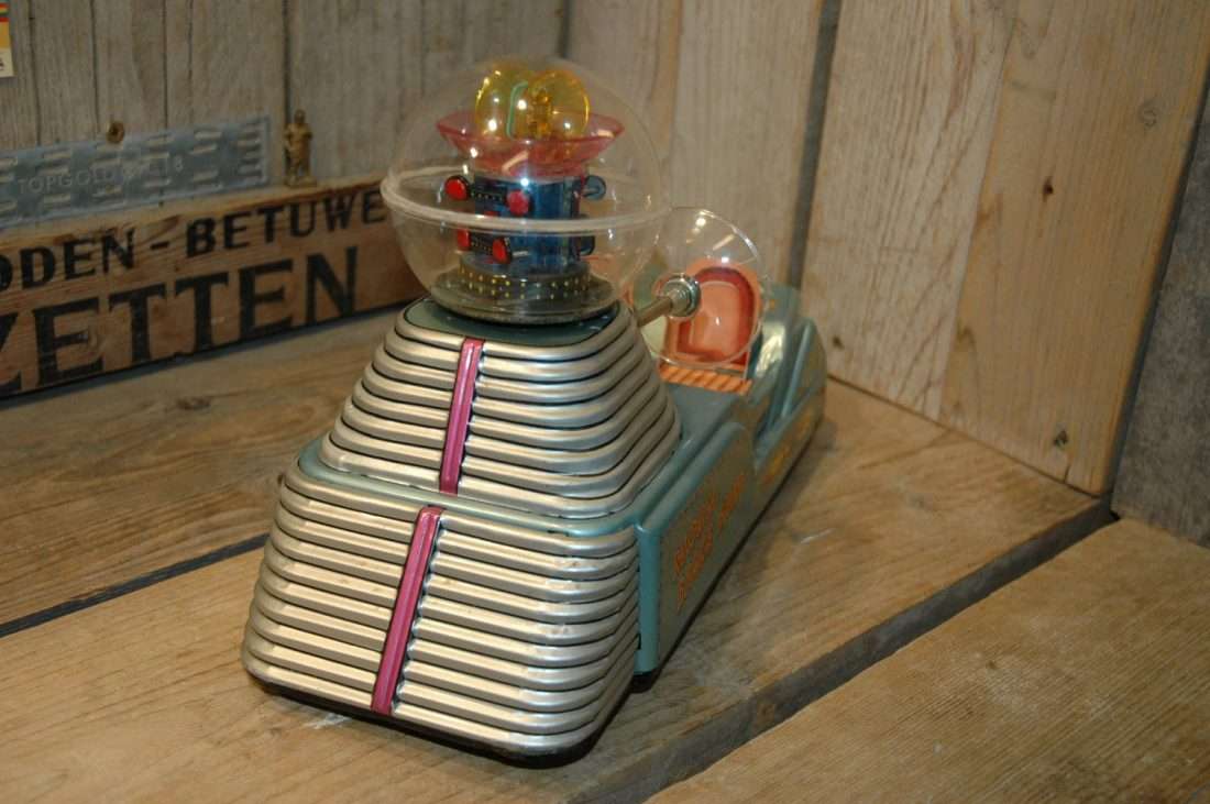 Linemar - Moon Car