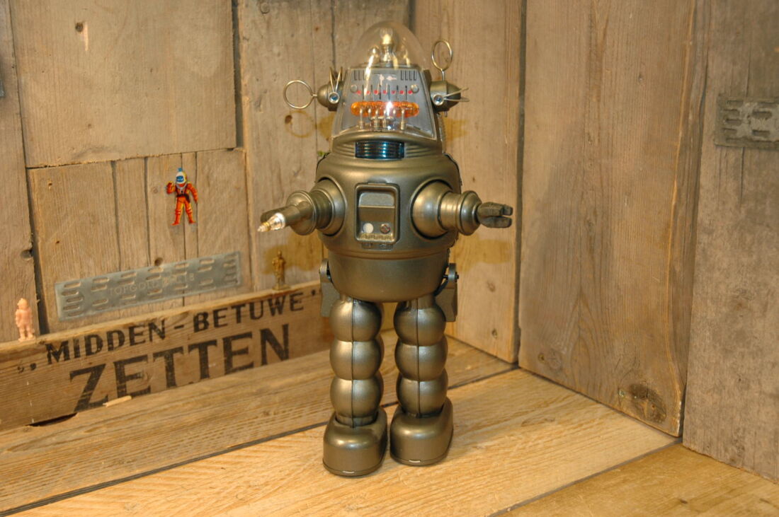 Osaka Tin Toy - Robby the Robot No 548