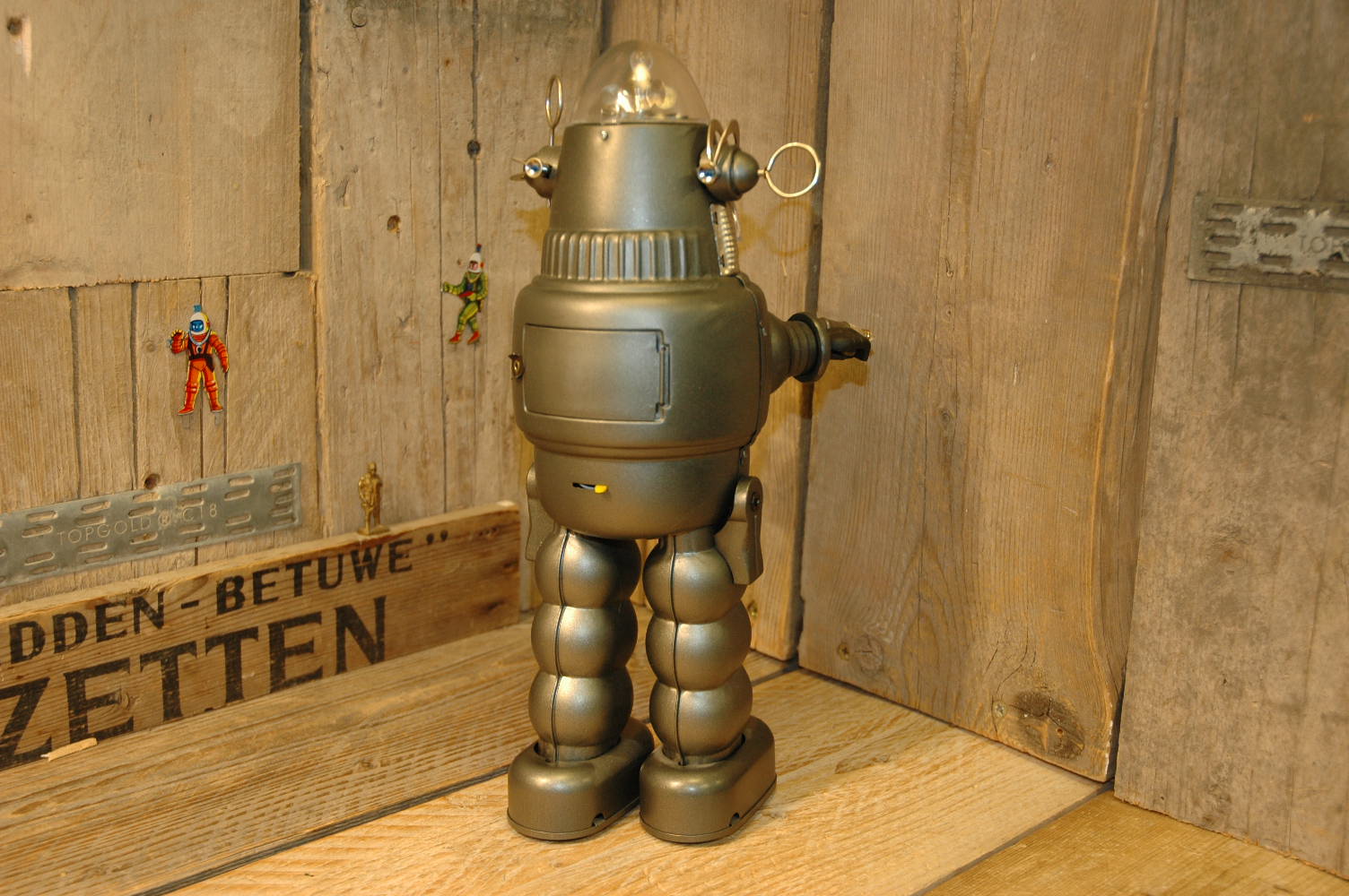 Osaka Tin Toy - Robby the Robot No 548