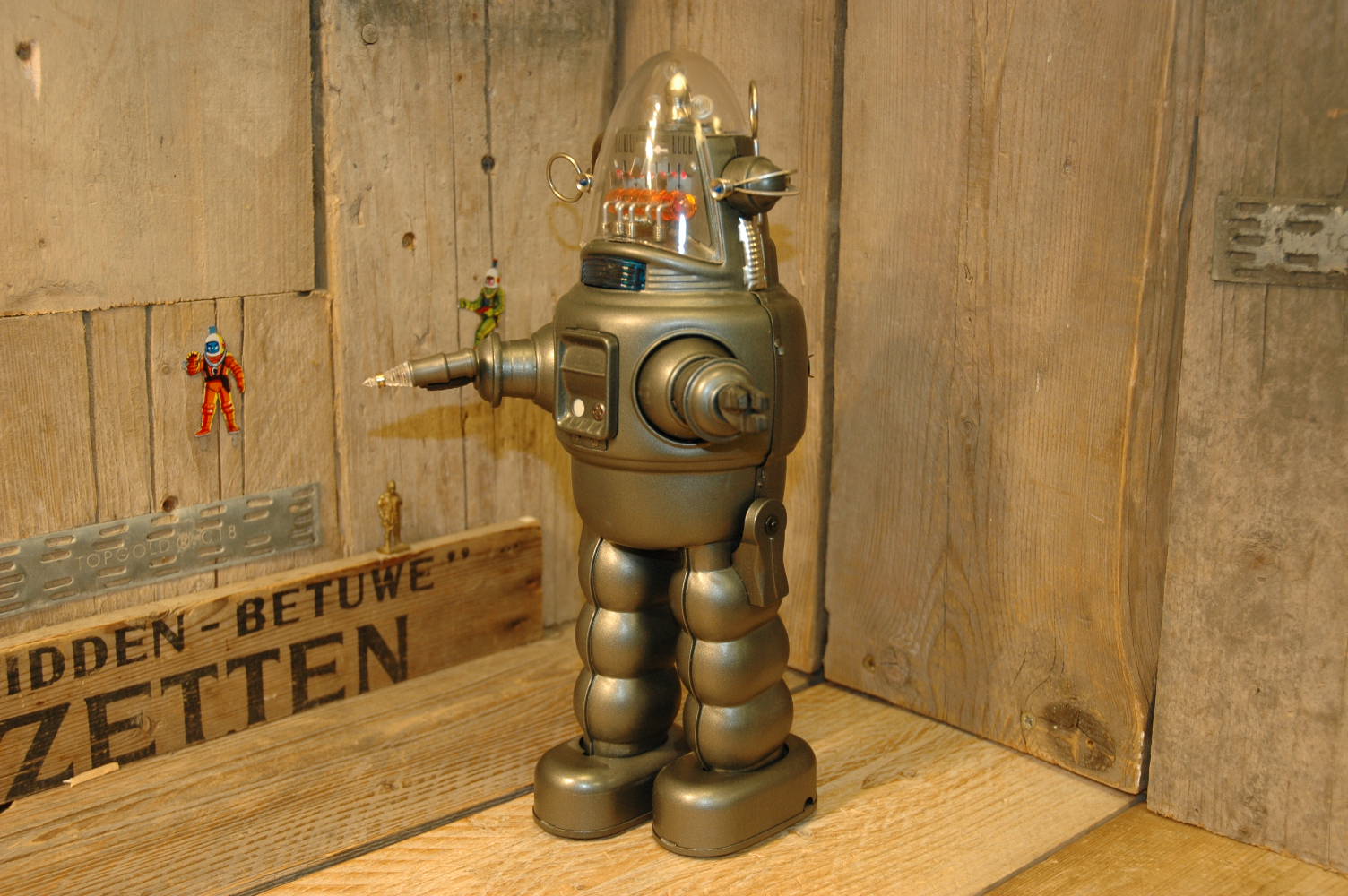 Osaka Tin Toy - Robby the Robot No 548