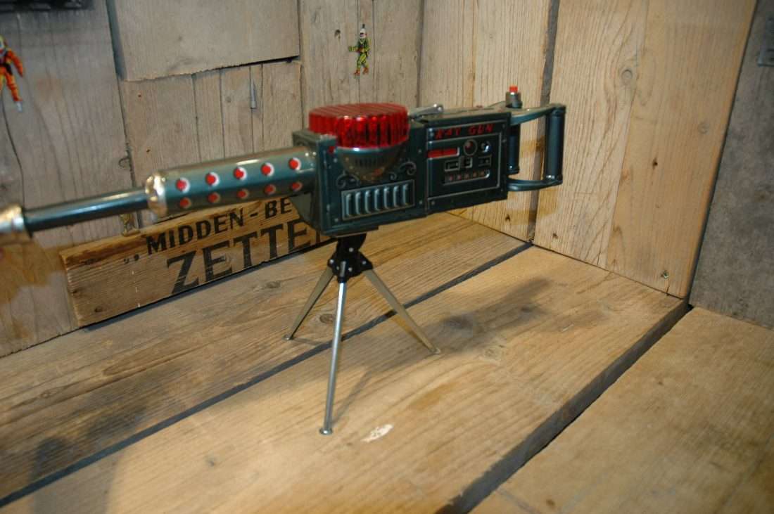 Nomura - X Ray Gun