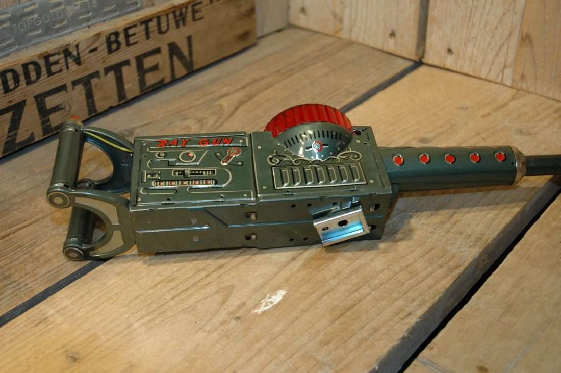 Nomura - X Ray Gun
