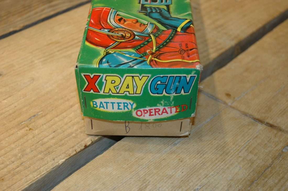 Nomura - X Ray Gun