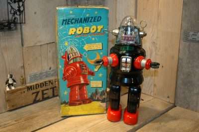 Nomura - Mechanized Robby Robot
