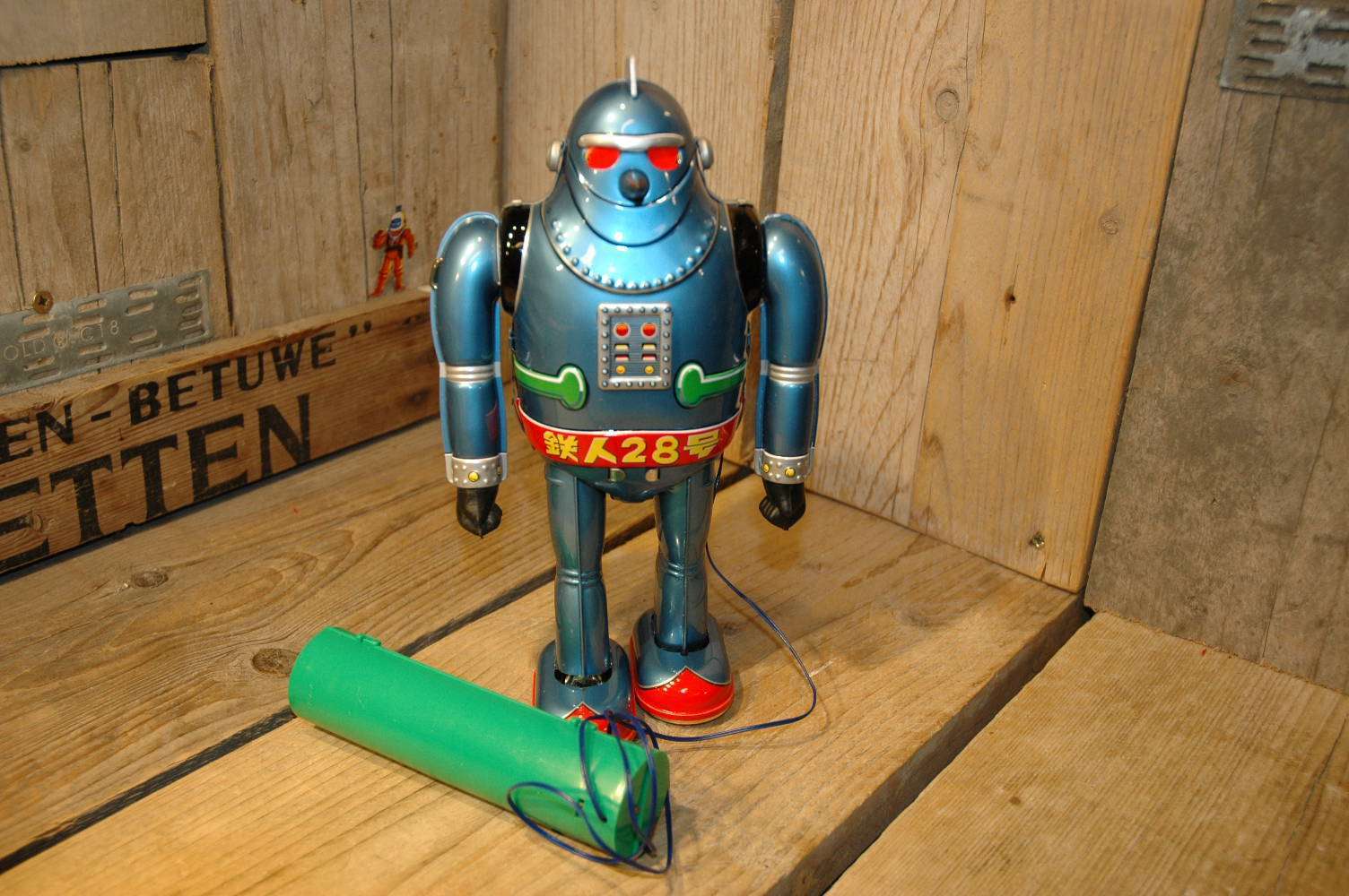 Osaka Tin Toy Institute – Gigantor no.5 Tetsujin 28 Robot Light Blue Variation.