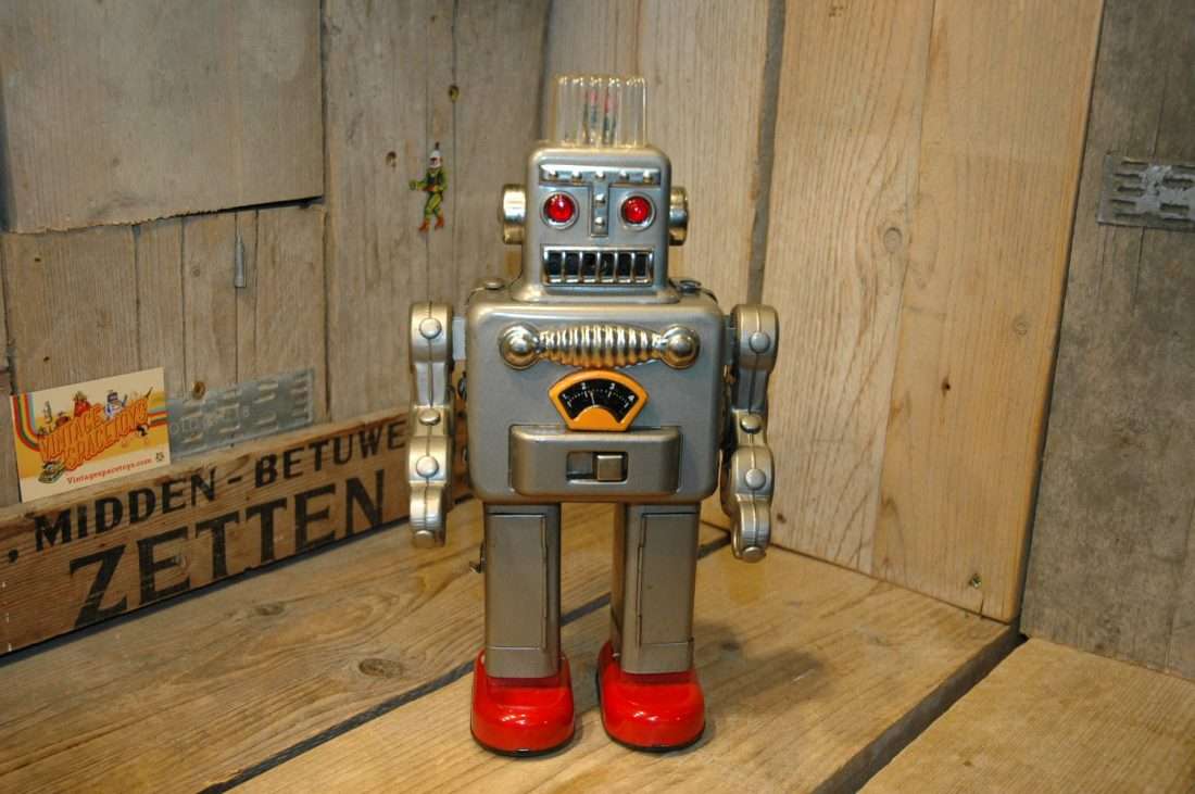Linemar Toys - Smoking Space Man