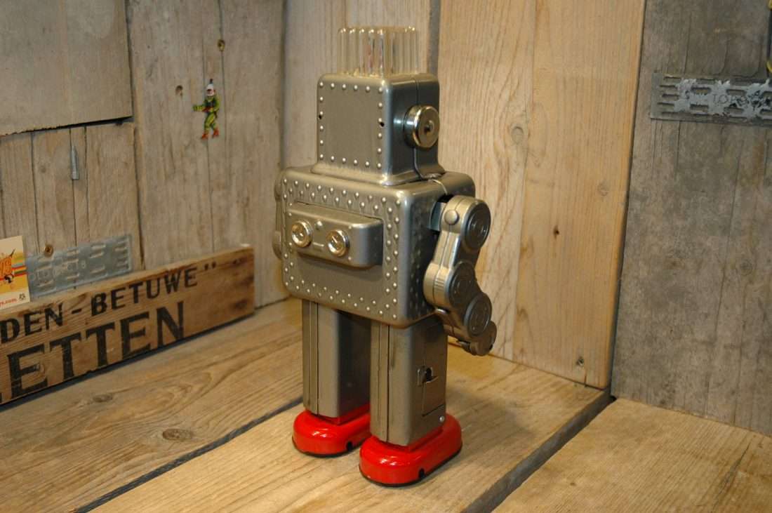 Linemar Toys - Smoking Space Man