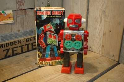 Horikawa - Engine Robot with Electronic Room