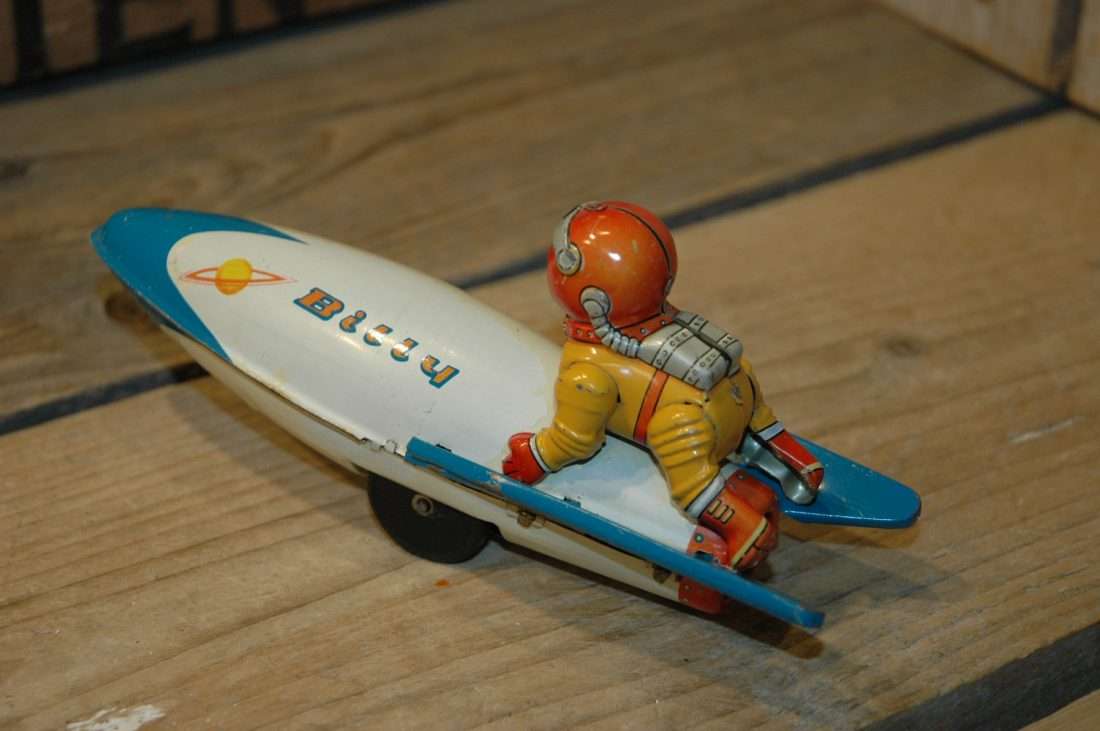 Modern Toys - Billy the space traveler
