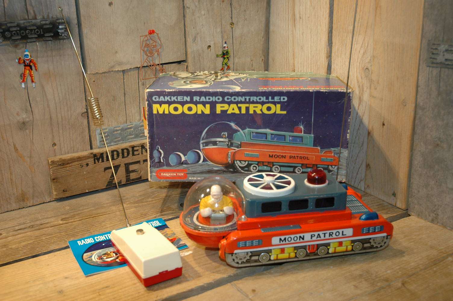 Gakken - Moon Patrol Radio Controlled
