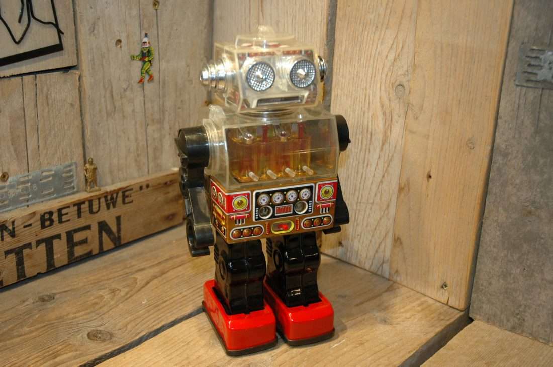 Horikawa - Piston Robot