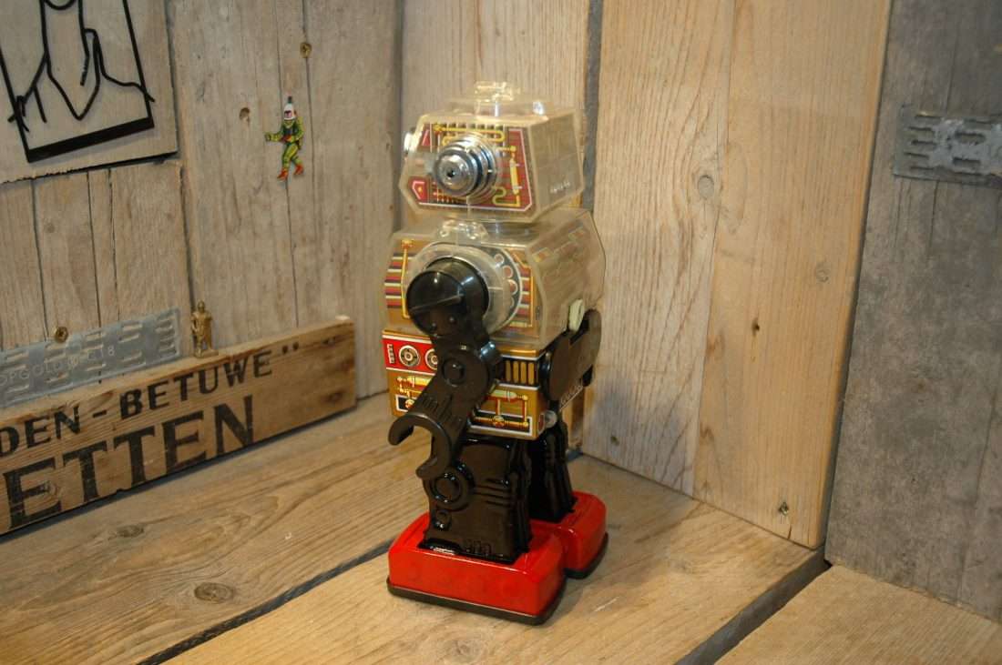Horikawa - Piston Robot