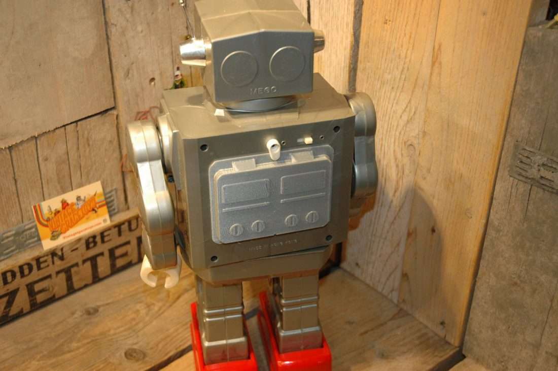 Mego - Gigantor Robot Battery Cover